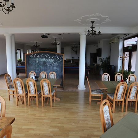 Adampol Pokoje Strumien Dış mekan fotoğraf